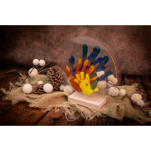 louyou-empreinte-de-mains-5-plexiglas-peps-bois-rectangle-ambiance-05-scaled